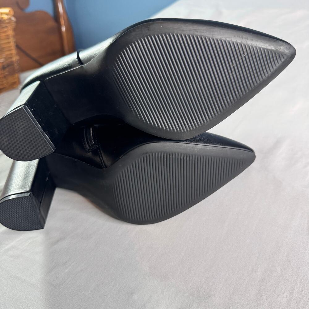 JustFab Olivia-E Black Ankle Booties Sz 9 Pointed Toe Block Heel Zip NIB - Picture 6 of 10